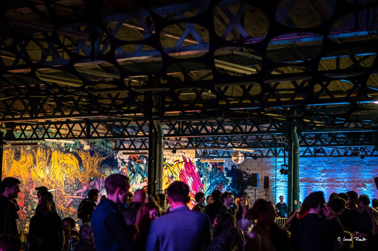 Les Nouveaux Sauvages - 063 - 8799